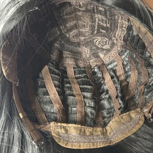 Long Straight Black Wig with Bangs for Women – Natural-Looking - Picture 8 of 8